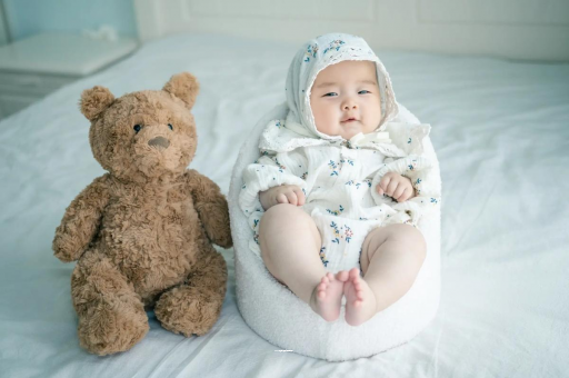 河源宝宝吐奶是什么原因 河源宝宝吐奶是什么原因